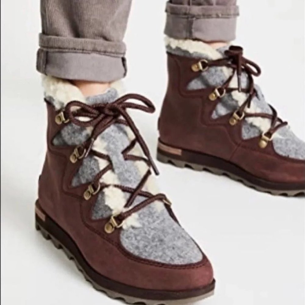 Sorel Sneakchic Apline Leather & Felt Lace-Up Waterproof Bootie - 9.5